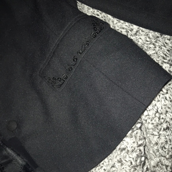 Black Blazer - Picture 4 of 6